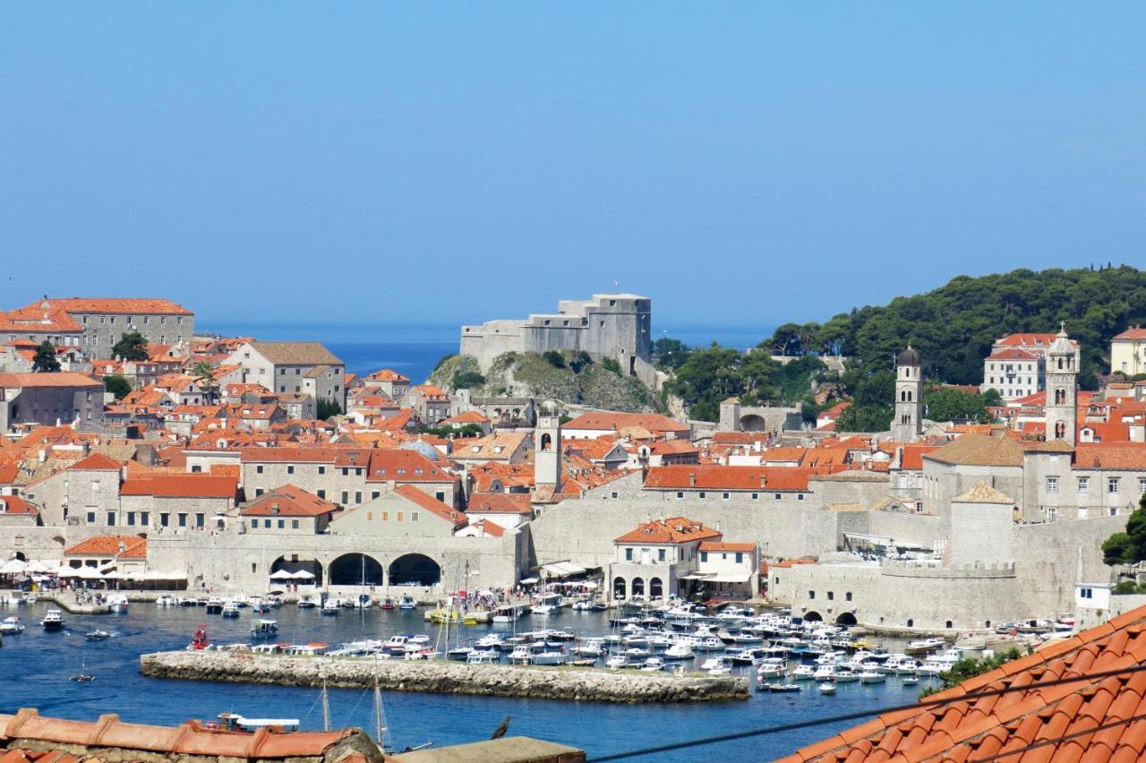 Sunset Over The Dubrovnik'S Old Town Buitenkant foto