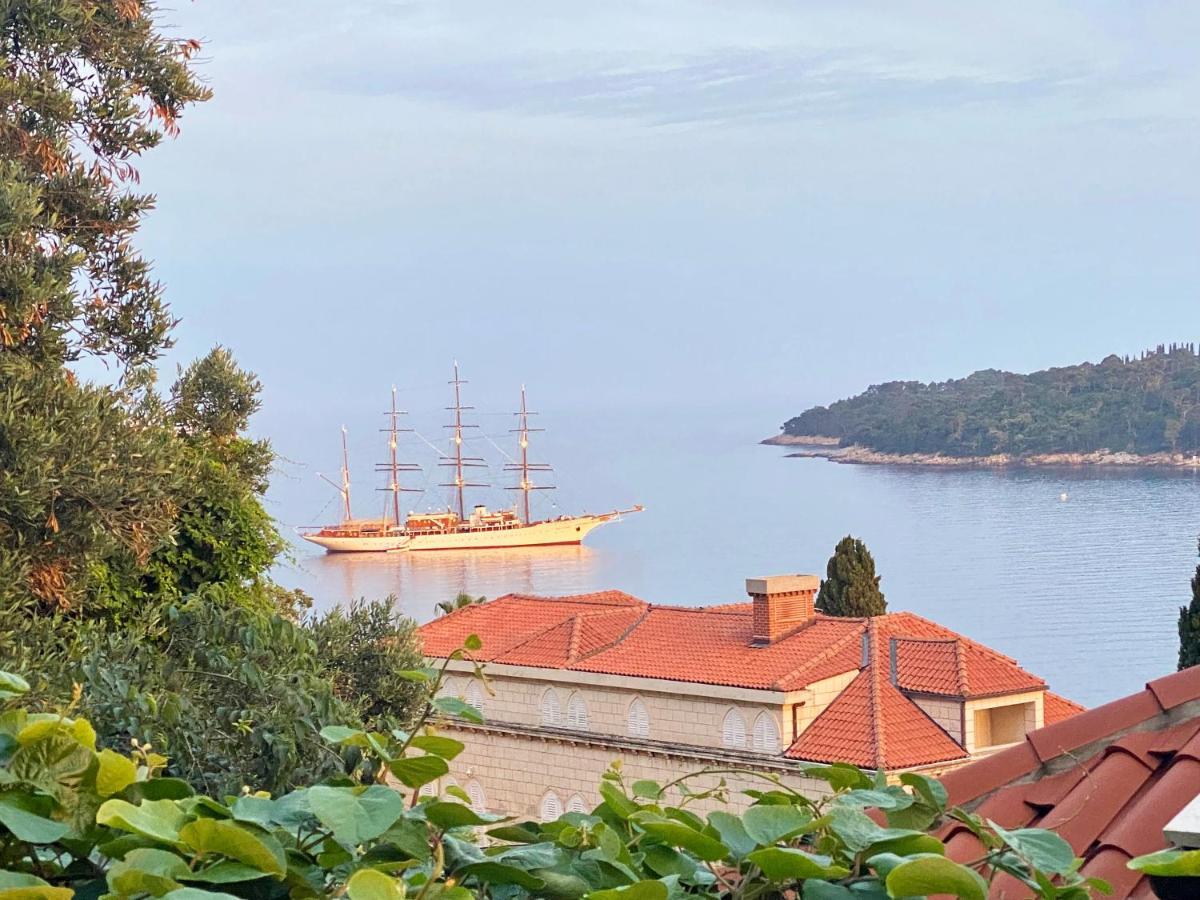 Sunset Over The Dubrovnik'S Old Town Buitenkant foto
